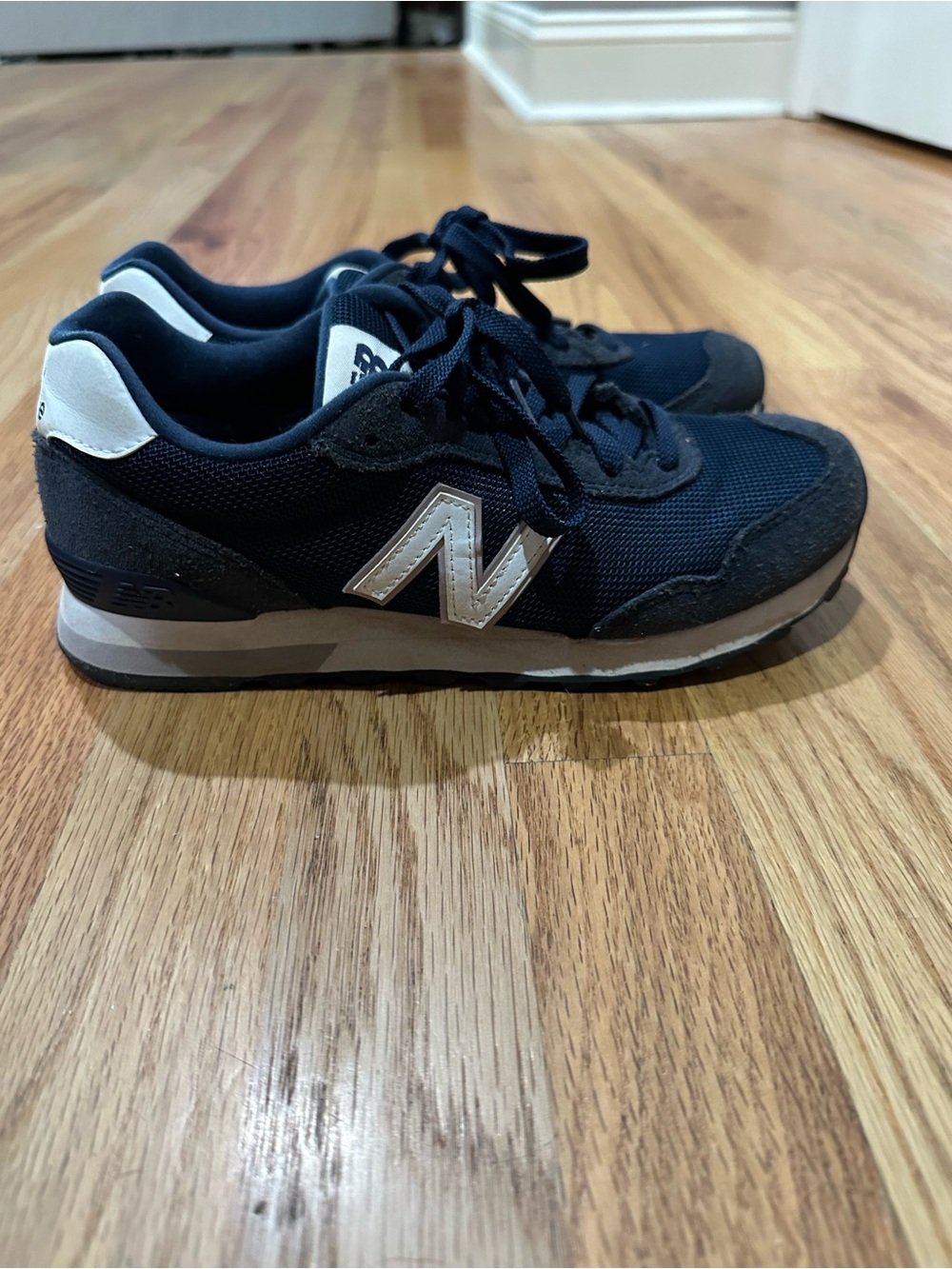 New Balance Navy Women’s 515 Size 7